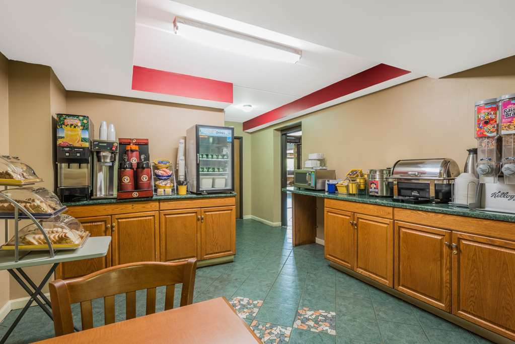 Days Inn By Wyndham Hurstbourne Louisville Konforlar fotoğraf